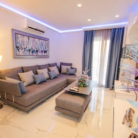 Oasis - Palm Old Town Apartment *