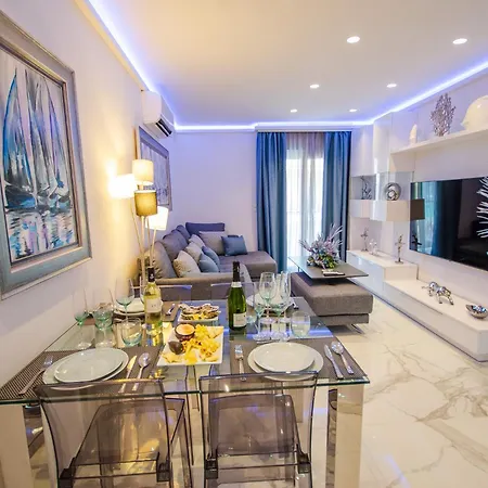 Oasis - Palm Old Town Apartment *